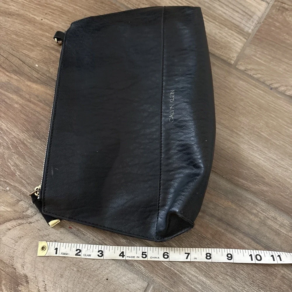 Calvin Klein‎ Leather Clutch Purse Black 12